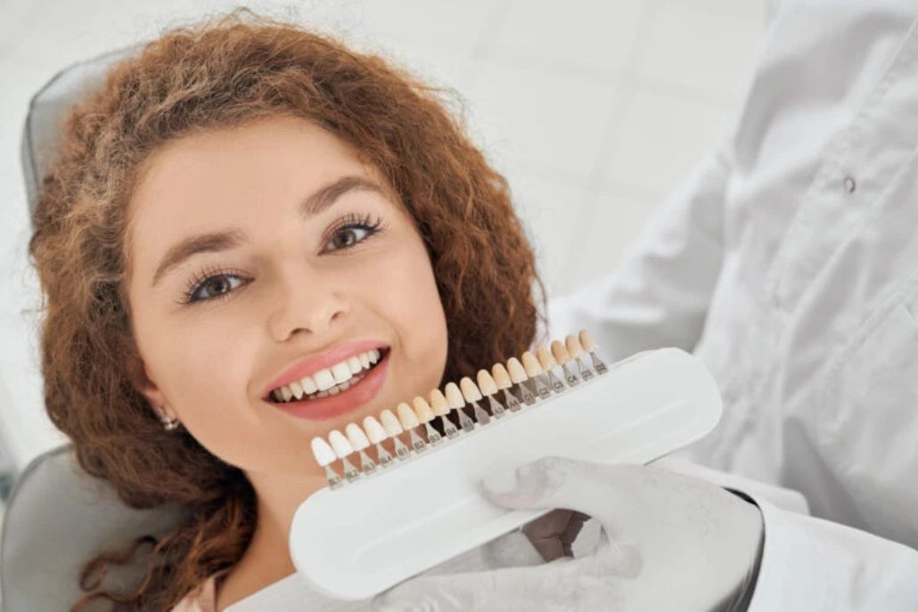 Diseños de sonrisa: ¿Cómo mejorar tus dientes y cuáles son los diferentes tipos?