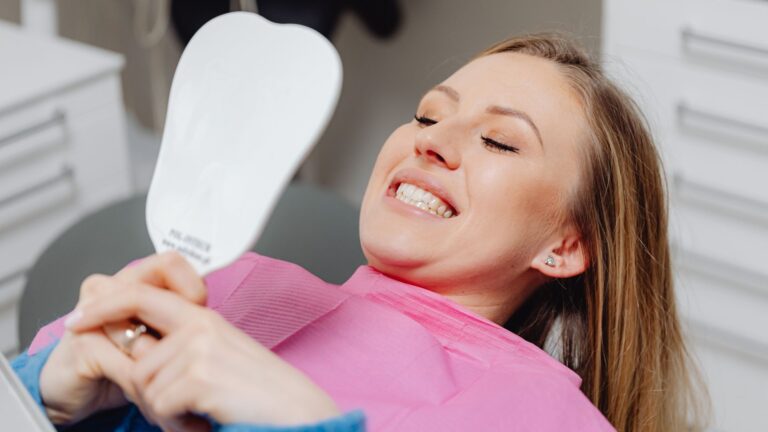 ¿De verdad necesitas una limpieza dental cada 6 meses?