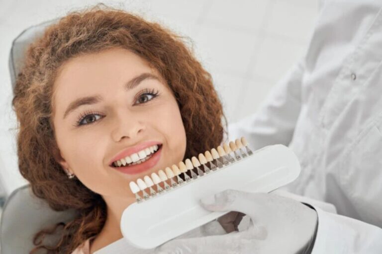 Diseños de sonrisa: ¿Cómo mejorar tus dientes y cuáles son los diferentes tipos?